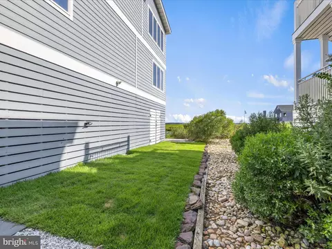 Exterior - 10 S Shore Dr, Bethany Beach, DE 19930 photo 12 of 24