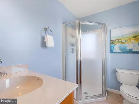 Bath - 10 S Shore Dr, Bethany Beach, DE 19930 photo 3 of 4