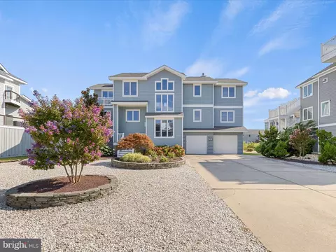 Exterior - 10 S Shore Dr, Bethany Beach, DE 19930 photo 1 of 24