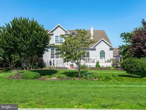 Exterior - 1 Seagrass Ln, Ocean View, DE 19970 photo 9 of 11