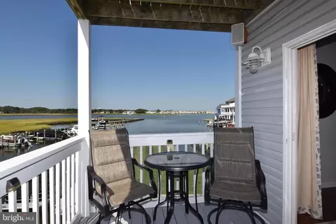 Exterior - 30613 Cove Rd #50, Ocean View, DE 19970 photo 3 of 10