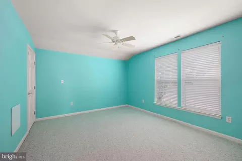 Bedroom - 8 Bay Pine Dr, Ocean View, DE 19970 photo 5 of 6