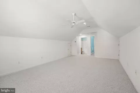 Bedroom - 8 Bay Pine Dr, Ocean View, DE 19970 photo 4 of 6