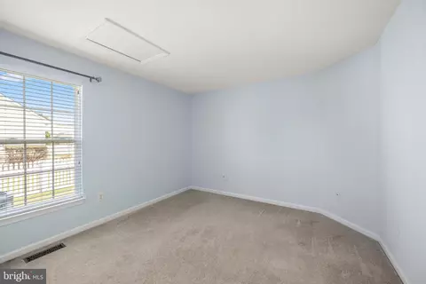 Bedroom - 8 Bay Pine Dr, Ocean View, DE 19970 photo 3 of 6