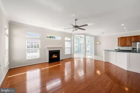 Living - 8 Bay Pine Dr, Ocean View, DE 19970 photo 2 of 4