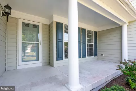 Exterior - 8 Bay Pine Dr, Ocean View, DE 19970 photo 11 of 13