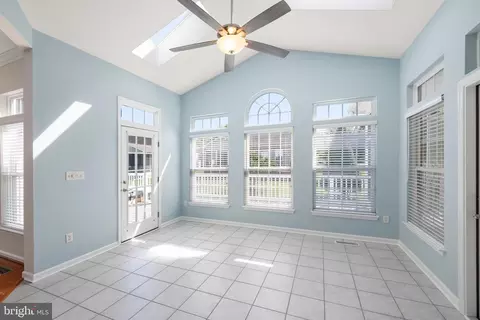 Entry Way - 8 Bay Pine Dr, Ocean View, DE 19970 photo 5 of 9