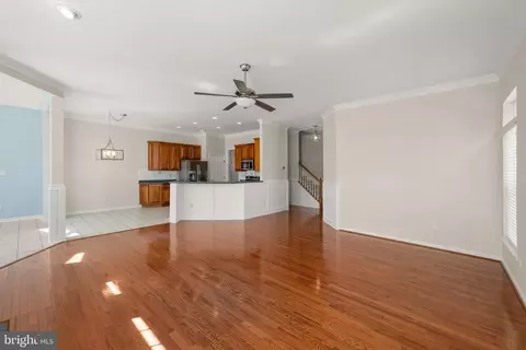 Living - 8 Bay Pine Dr, Ocean View, DE 19970 photo 4 of 4