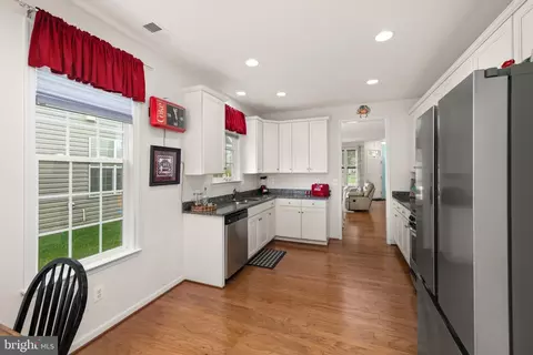 Kitchen - 8 Harlequin Loop, Bridgeville, DE 19933 photo 2 of 2