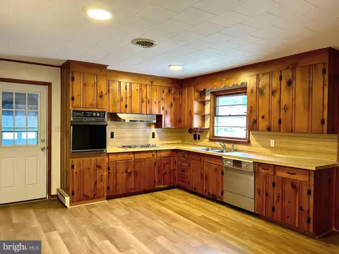 Kitchen - 411 King St, Laurel, DE 19956 photo 1 of 2
