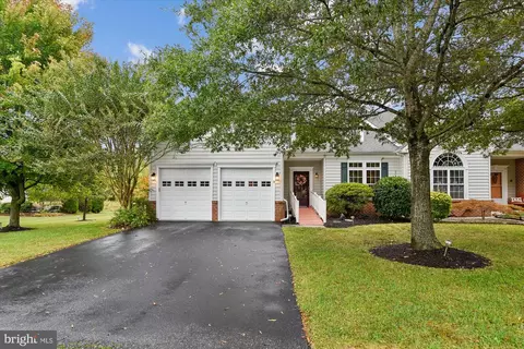 9 Brighton St, Ocean View, DE 19970