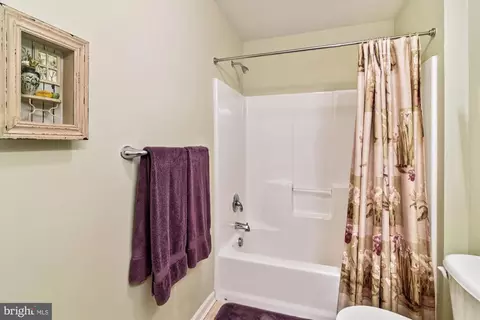 Bath - 9 Brighton St, Ocean View, DE 19970 photo 2 of 2