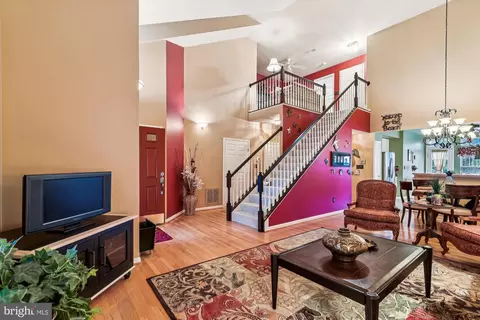 Entry Way - 9 Brighton St, Ocean View, DE 19970 photo 4 of 9