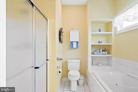 Bath - 39 Frankenberry Dr, Georgetown, DE 19947 photo 2 of 3