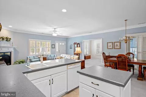 Kitchen - 39 Frankenberry Dr, Georgetown, DE 19947 photo 3 of 3