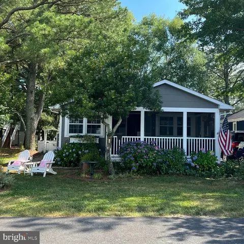 604 7th St, Bethany Beach, DE 19930 photo 2