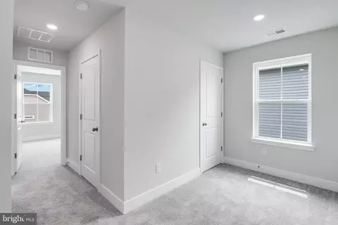 Entry Way - 211 Mariners Cir, Milton, DE 19968 photo 12 of 14