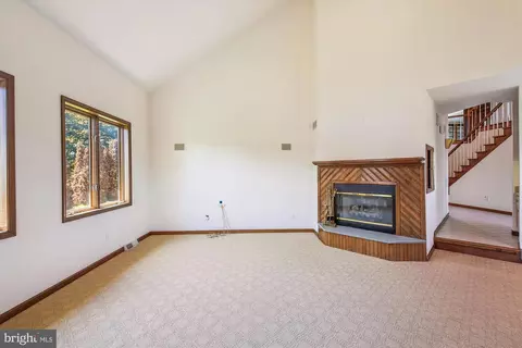 Living - 16 Glade Cir E, Rehoboth Beach, DE 19971 photo 4 of 7