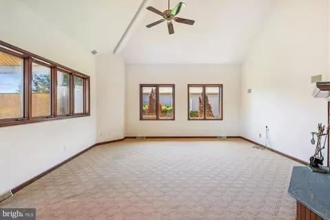 Living - 16 Glade Cir E, Rehoboth Beach, DE 19971 photo 2 of 7