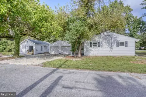 200 Sunset Ln, Milford, DE 19963