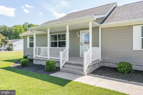 Exterior - 207 E Gemini Ln, Milton, DE 19968 photo 1 of 5