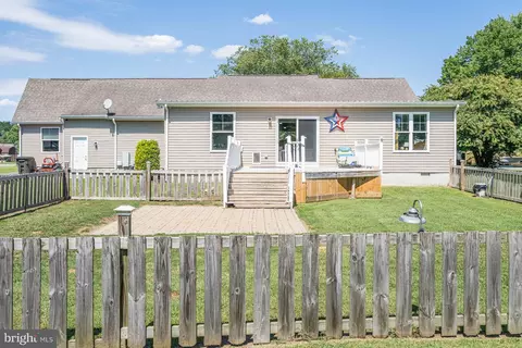 Exterior - 207 E Gemini Ln, Milton, DE 19968 photo 4 of 5