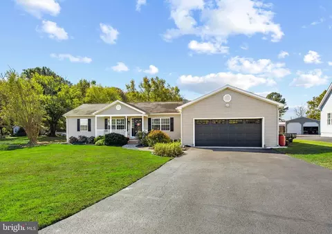 112 Honolulu Rd, Frankford, DE 19945