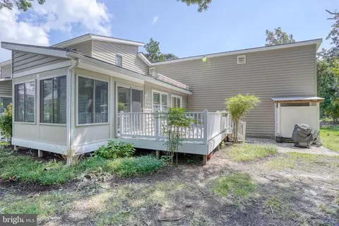 29444 Cedar Neck Rd, Ocean View, DE 19970 photo 4