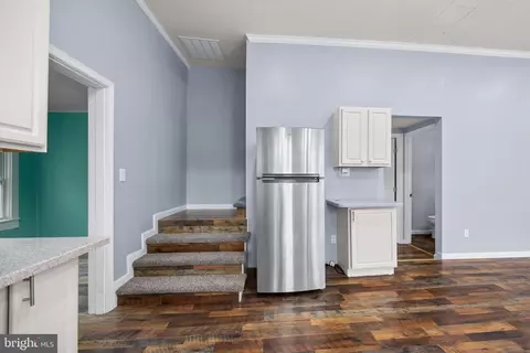 Entry Way - 28552 Seaford Rd, Laurel, DE 19956 photo 6 of 18