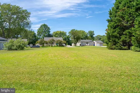 51 Sawmill Rd, Millville, DE 19967