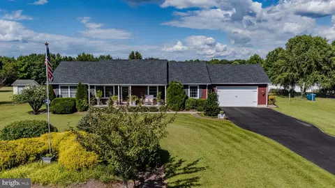 13311 Hunters Cove Rd, Greenwood, DE 19950