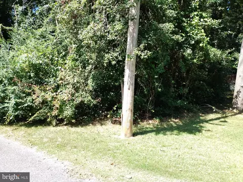 144 Allen Ave, Laurel, DE 19956