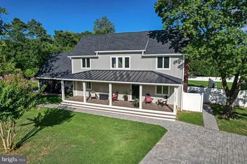 37509 Burton Ct, Rehoboth Beach, DE 19971