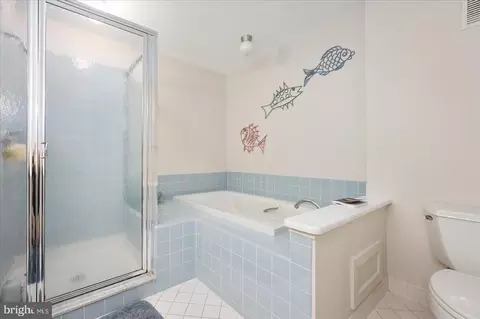 Bath - 30469 Shore Ln #32, Ocean View, DE 19970 photo 2 of 4