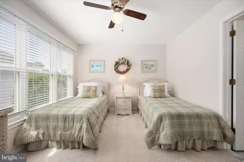 Bedroom - 30469 Shore Ln #32, Ocean View, DE 19970 photo 5 of 5