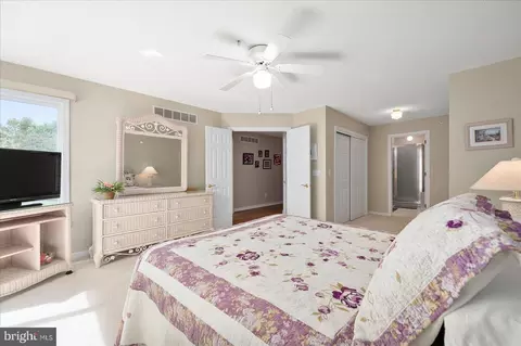 Bedroom - 30469 Shore Ln #32, Ocean View, DE 19970 photo 3 of 5