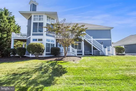 Exterior - 30469 Shore Ln #32, Ocean View, DE 19970 photo 13 of 20