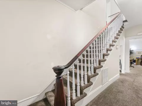 Entry Way - 202 N Bedford St, Georgetown, DE 19947 photo 1 of 2