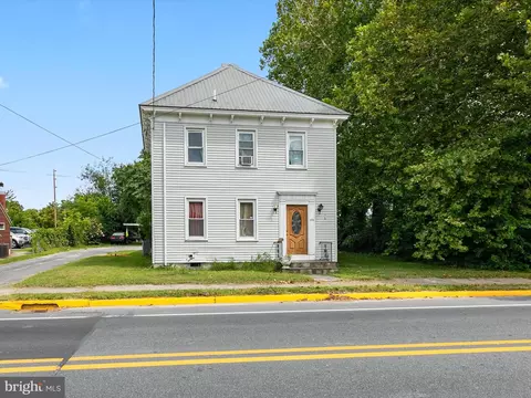 206 N Bedford St, Georgetown, DE 19947 photo 4