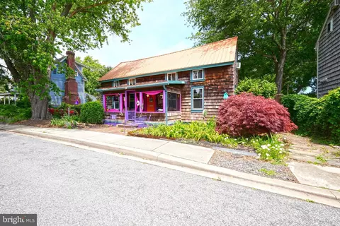 Exterior - 133 Jefferson Ave, Lewes, DE 19958 photo 2 of 9