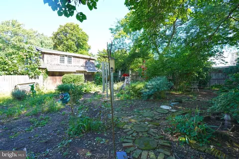 Exterior - 133 Jefferson Ave, Lewes, DE 19958 photo 6 of 9