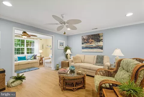 30413 Cedar Neck Rd #206, Ocean View, DE 19970