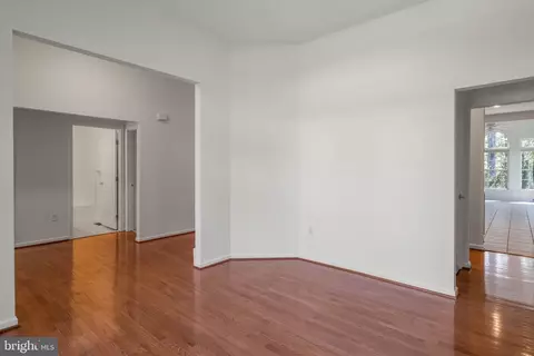 Living - 30 Aintree Dr, Lewes, DE 19958 photo 2 of 10