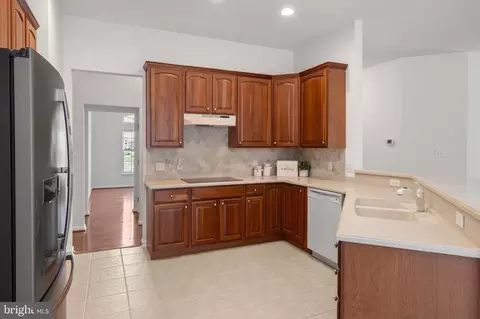 Kitchen - 30 Aintree Dr, Lewes, DE 19958 photo 2 of 4