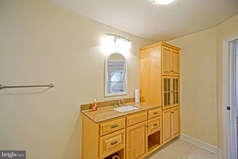 Bath - 5 Ocean View Ct, Lewes, DE 19958 photo 6 of 6