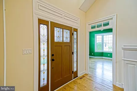 Entry Way - 5 Ocean View Ct, Lewes, DE 19958 photo 2 of 4