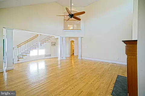Living - 5 Ocean View Ct, Lewes, DE 19958 photo 5 of 5