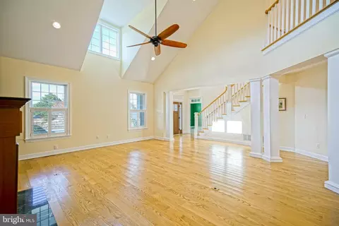 Living - 5 Ocean View Ct, Lewes, DE 19958 photo 1 of 5