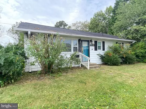 15 N Arch Street Ext, Seaford, DE 19973