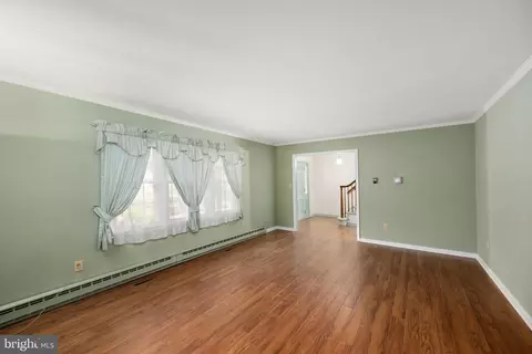 Living - 9730 Walnut Dr, Seaford, DE 19973 photo 1 of 4